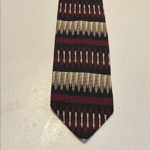 XMI 325 Red and Black Geometric Tie